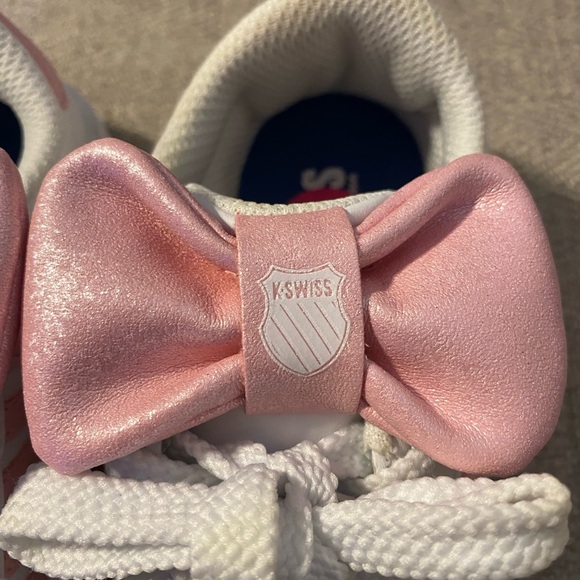 K-Swiss pink bow tennis shoes - Picture 2 of 8